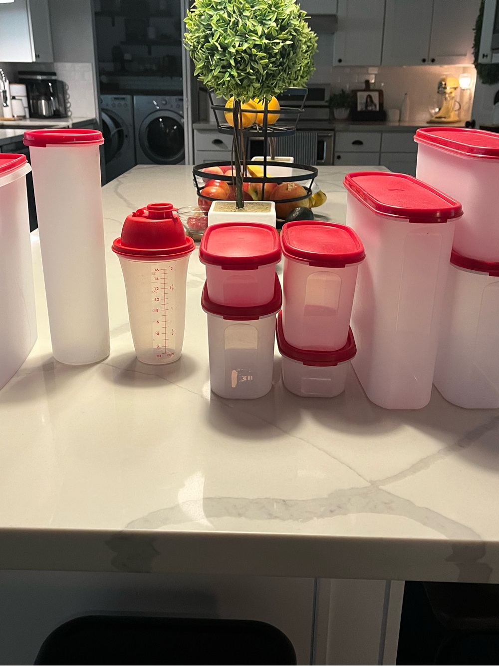 Red-Lid Tupperware Containers Set - Home Kitchen
